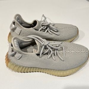 Yeezy adidas Boost 350 v2 Sesame